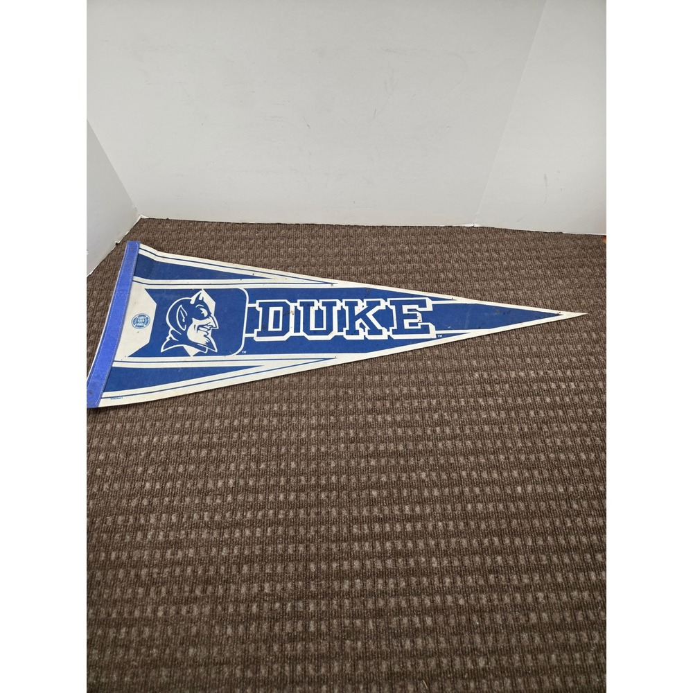 Vintage 1990 WinCraft Duke Blue Devils Pennant 31x12 NCAA Sports Memorabilia